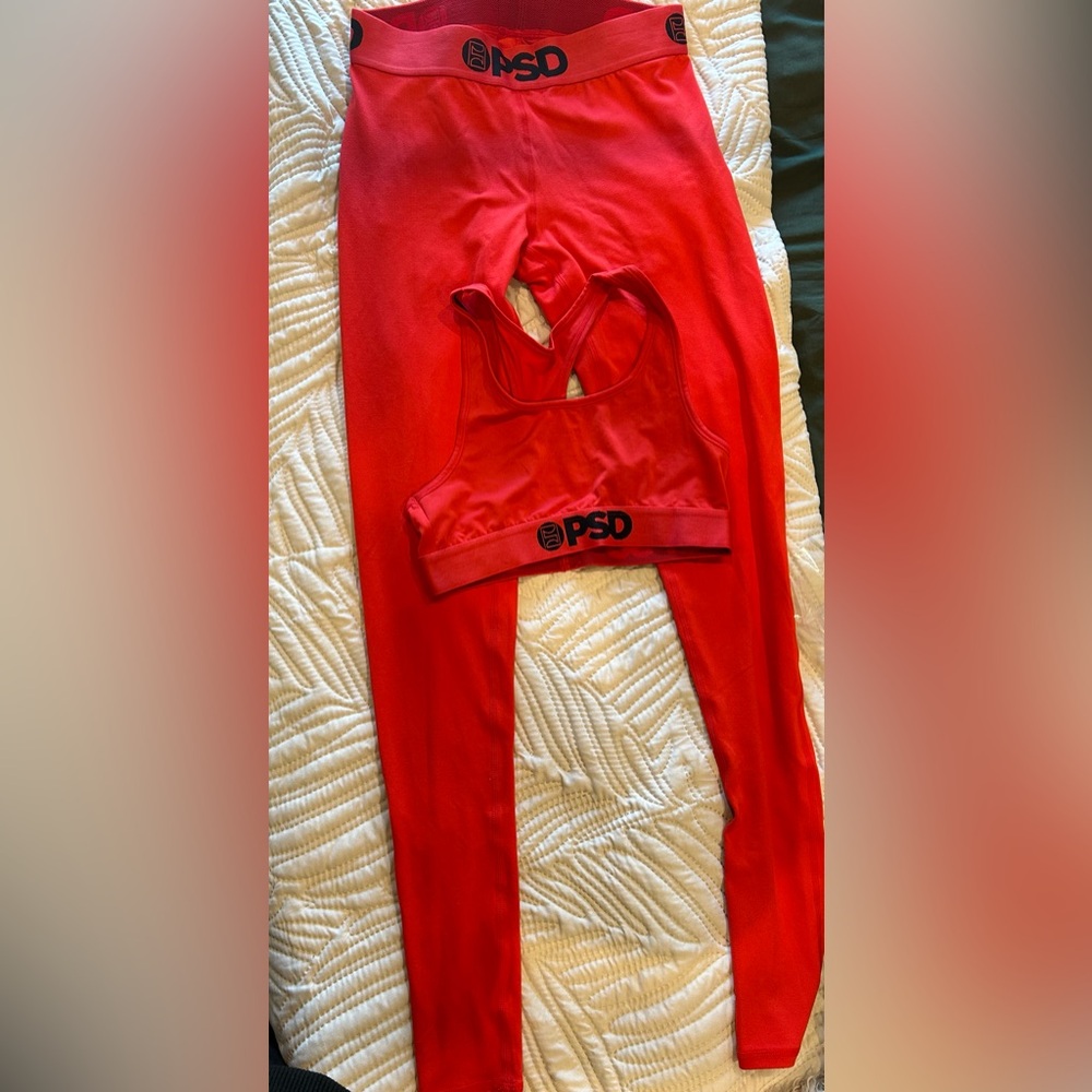 Size small athletic wear sports bra matching leggings.